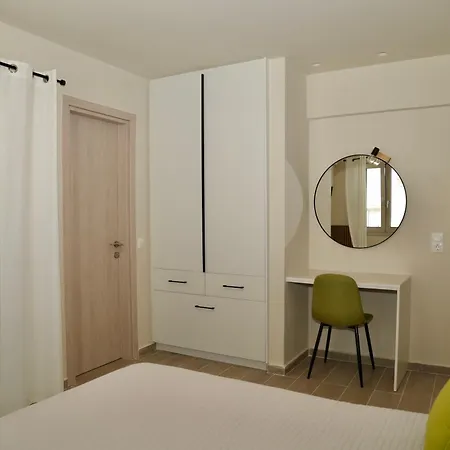 Sandika Apartment *