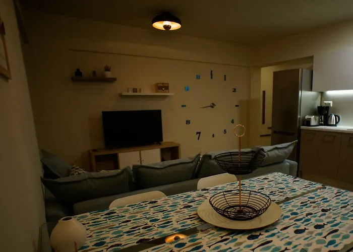 Sandika הרסוניסוס